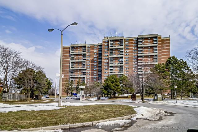 215 - 100 Wingarden Ct, Condo with 2 bedrooms, 2 bathrooms and 1 parking in Toronto ON | Image 1