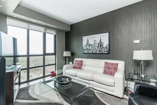 303 - 45 Yorkland Blvd, Condo with 2 bedrooms, 2 bathrooms and 2 parking in Brampton ON | Image 9
