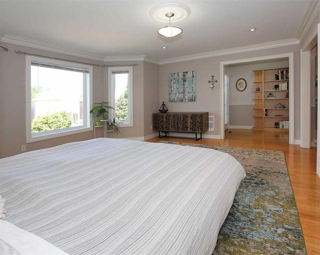 67 Moreau Tr, House detached with 4 bedrooms, 4 bathrooms and 7 parking in Toronto ON | Image 20