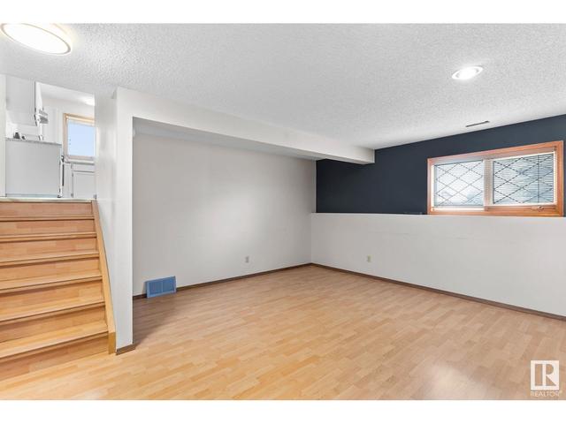 3316 42 Ave Nw, House detached with 4 bedrooms, 3 bathrooms and 4 parking in Edmonton AB | Image 20