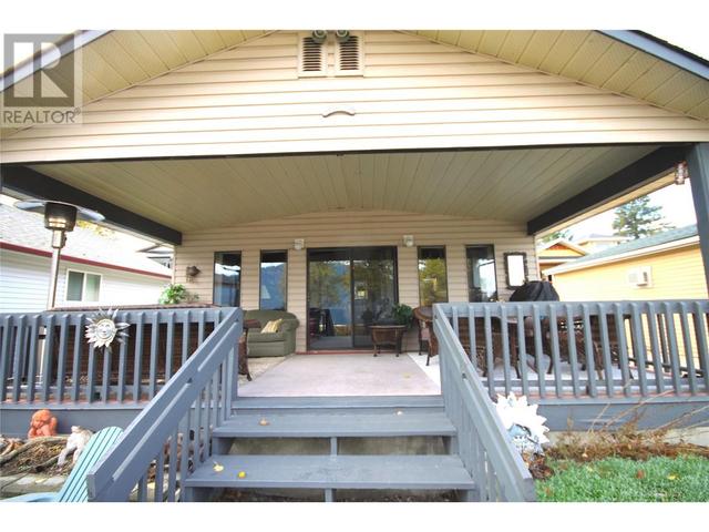 38 Lakeshore Rd, House detached with 2 bedrooms, 1 bathrooms and 5 parking in Vernon BC | Image 16
