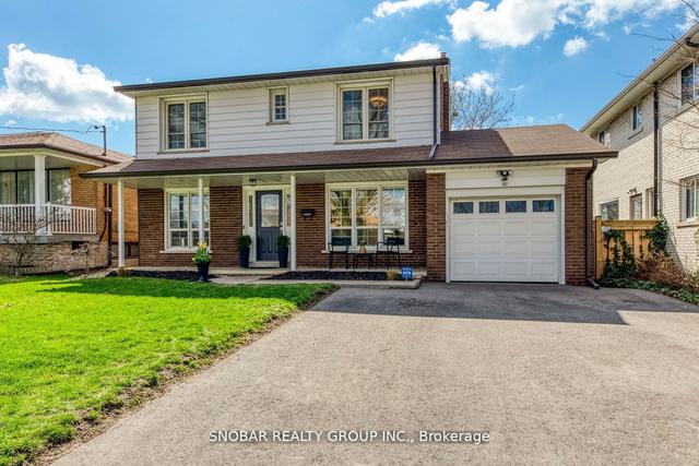 181 Chapman Rd, House detached with 4 bedrooms, 2 bathrooms and 3 parking in Toronto ON | Image 12