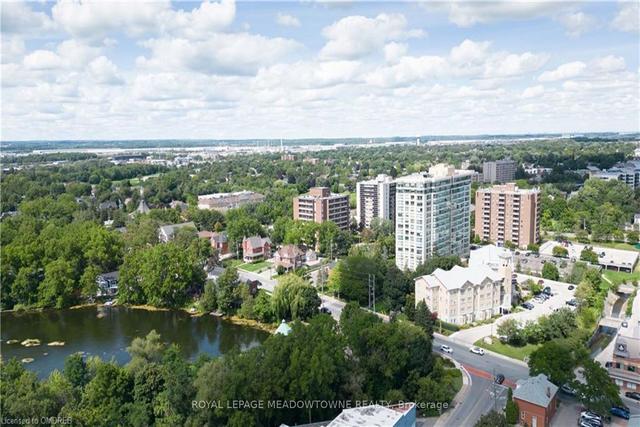 402 - 100 Millside Dr, Condo with 2 bedrooms, 2 bathrooms and 1 parking in Milton ON | Image 12