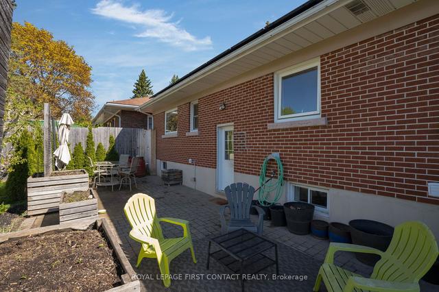 78 Dundonald St, House detached with 3 bedrooms, 2 bathrooms and 10 parking in Barrie ON | Image 16