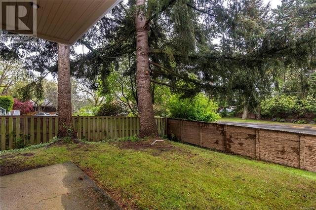9 - 850 Parklands Dr, House attached with 4 bedrooms, 3 bathrooms and 2 parking in Esquimalt BC | Image 29