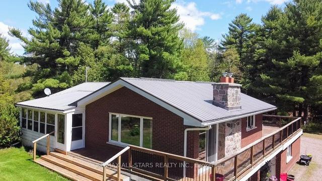 3374 Elm Tree Rd, House detached with 3 bedrooms, 3 bathrooms and 13 parking in Kawartha Lakes ON | Image 12