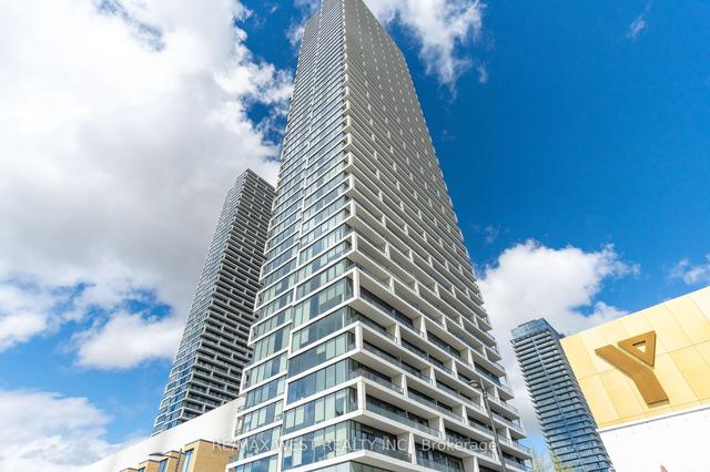 4201 - 898 Portage Pky, Condo with 2 bedrooms, 2 bathrooms and 1 parking in Vaughan ON | Image 1