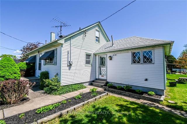 575 Steele St, House detached with 2 bedrooms, 1 bathrooms and 2 parking in Port Colborne ON | Image 36
