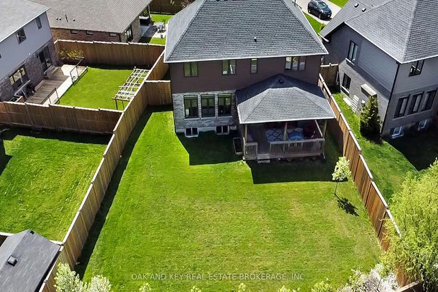 1816 Ballymote Ave, House detached with 4 bedrooms, 4 bathrooms and 8 parking in London ON | Image 33