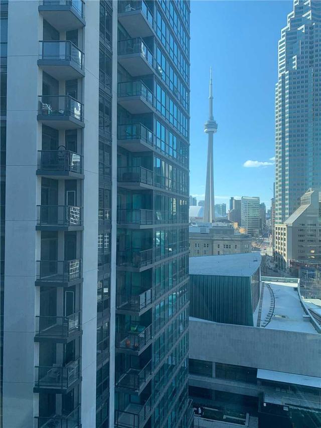 1205 - 38 The Espl, Condo with 2 bedrooms, 2 bathrooms and 1 parking in Toronto ON | Image 9