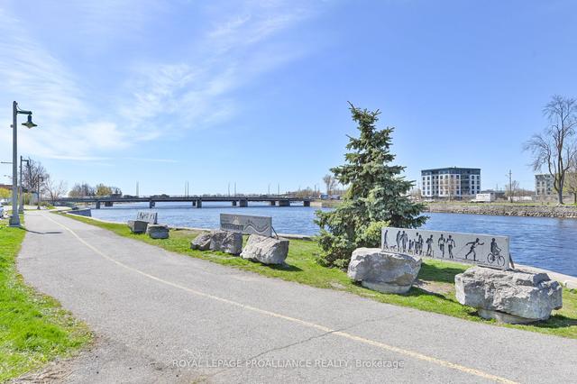 414 - 199 Front St, Condo with 2 bedrooms, 1 bathrooms and 1 parking in Belleville ON | Image 13