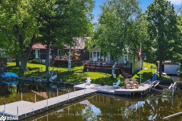 93 Driftwood Shores Road, House detached with 2 bedrooms, 1 bathrooms and 3 parking in Kawartha Lakes ON | Image 1