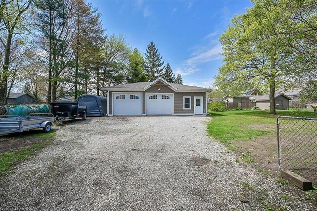 66 Elm St, House detached with 4 bedrooms, 2 bathrooms and 8 parking in Brantford ON | Image 23