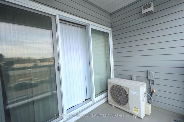 112 Seabrook Dr, Townhouse with 2 bedrooms, 3 bathrooms and 1 parking in Kitchener ON | Image 2
