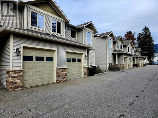 4610 - 20 Street Unit# 6, House attached with 3 bedrooms, 2 bathrooms and 2 parking in Vernon BC | Image 1