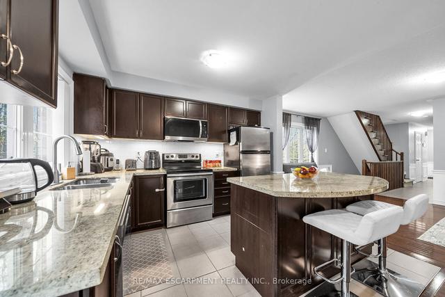 35 - 233 Duskywing Way, Townhouse with 3 bedrooms, 4 bathrooms and 2 parking in Oakville ON | Image 10
