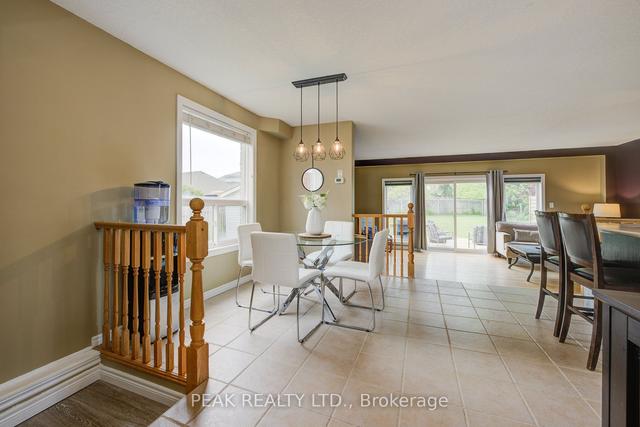 646 Mortimer Dr, House detached with 4 bedrooms, 3 bathrooms and 4 parking in Cambridge ON | Image 37