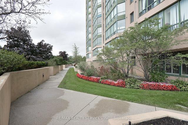 1209 - 155 Hillcrest Ave, Condo with 2 bedrooms, 1 bathrooms and 1 parking in Mississauga ON | Image 24