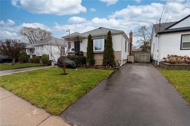 21 Grapeview Drive, House detached with 3 bedrooms, 2 bathrooms and 2 parking in St. Catharines ON | Image 23