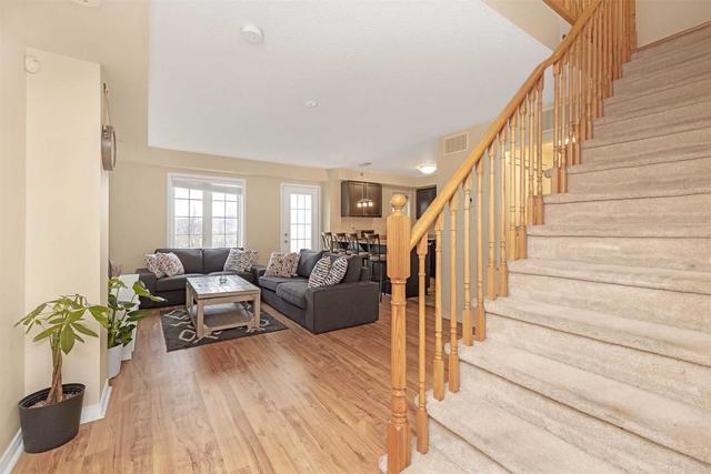 192 Kingston Rd W, Townhouse with 2 bedrooms, 2 bathrooms and 1 parking in Ajax ON | Image 18