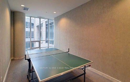 2714 - 763 Bay St, Condo with 0 bedrooms, 1 bathrooms and 0 parking in Toronto ON | Image 3