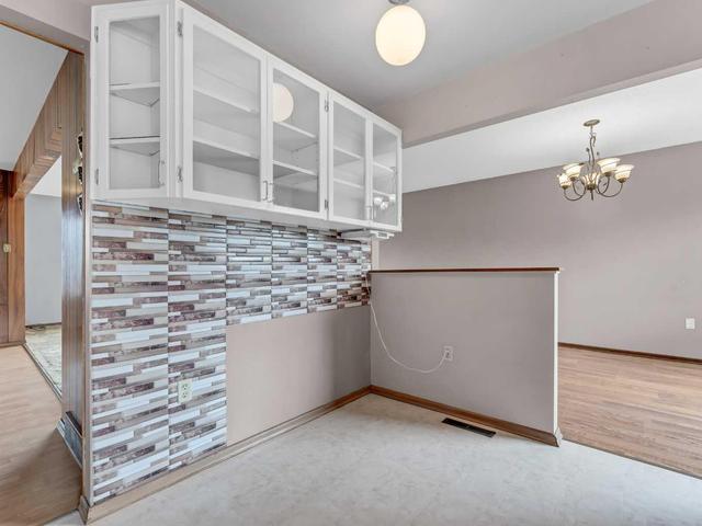 518 6 Street Ne, House detached with 3 bedrooms, 1 bathrooms and 3 parking in Medicine Hat AB | Image 13