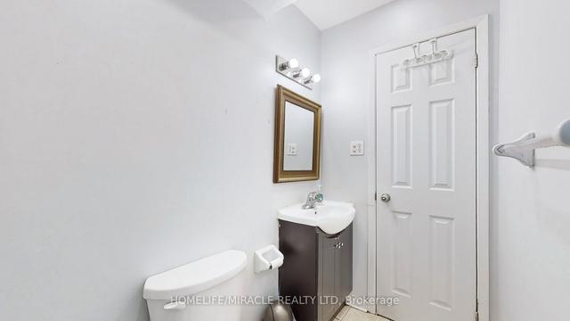 3066 Mallbridge Cres, House semidetached with 3 bedrooms, 3 bathrooms and 5 parking in Mississauga ON | Image 21