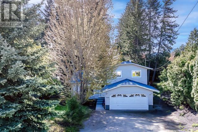3549 Country Pines Gate, House detached with 3 bedrooms, 2 bathrooms and 5 parking in West Kelowna BC | Image 1