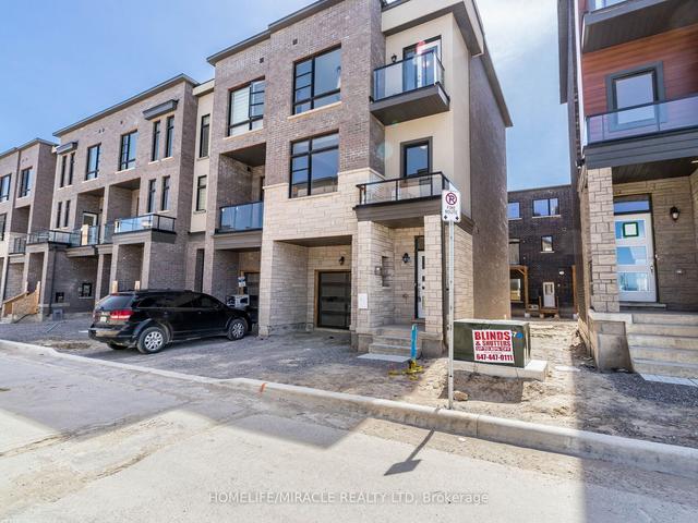 23 Quilico Rd, House attached with 3 bedrooms, 4 bathrooms and 2 parking in Vaughan ON | Image 1