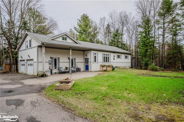 157 N Waseosa Lake Rd, House detached with 3 bedrooms, 2 bathrooms and 8 parking in Huntsville ON | Image 12