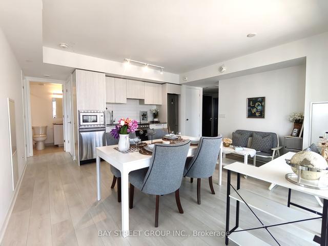 2008 - 18 Maitland Terr, Condo with 3 bedrooms, 2 bathrooms and 1 parking in Toronto ON | Image 7