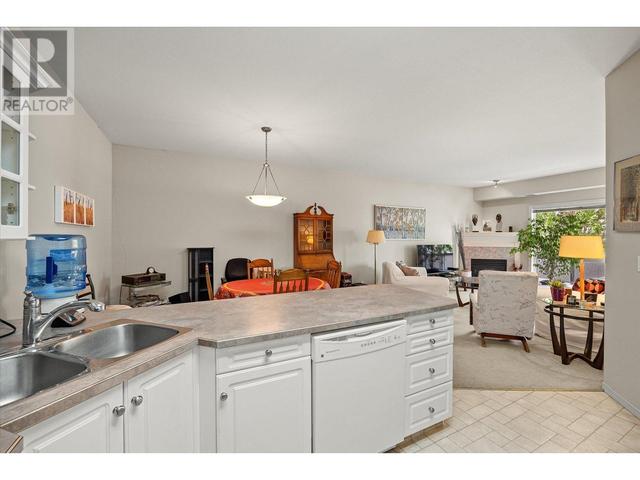 315 - 2288 Benvoulin Rd, Condo with 2 bedrooms, 2 bathrooms and 1 parking in Kelowna BC | Image 6