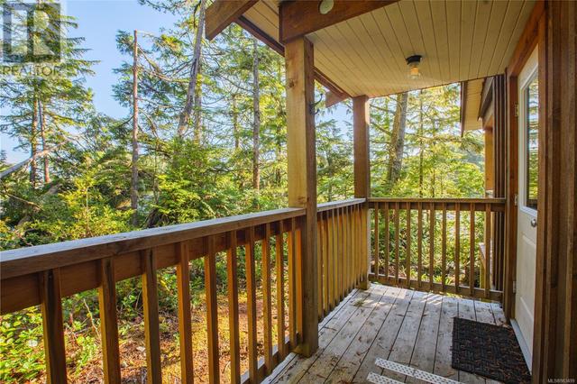 225 Boardwalk Blvd, House detached with 2 bedrooms, 1 bathrooms and 2 parking in Ucluelet BC | Image 10