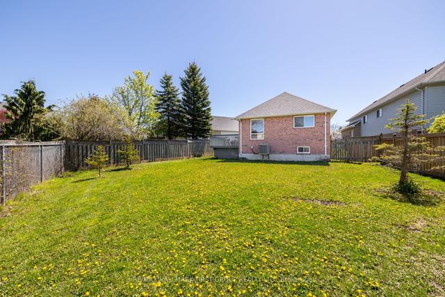 1260 Dartmoor St, House detached with 2 bedrooms, 2 bathrooms and 3 parking in Oshawa ON | Image 28
