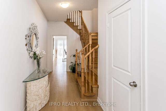 2 Pomarine Way, House attached with 3 bedrooms, 4 bathrooms and 2 parking in Brampton ON | Image 37