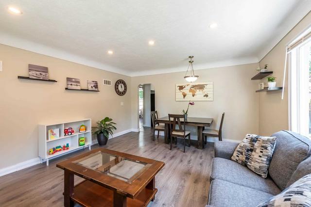 81 White Ave, House detached with 2 bedrooms, 2 bathrooms and 4 parking in Welland ON | Image 3