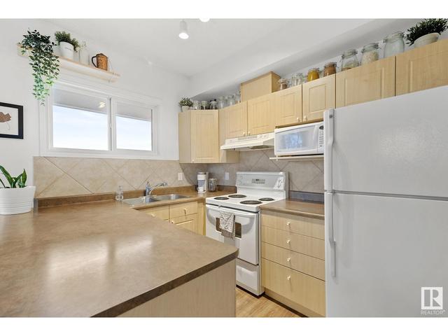 302 - 10118 95 St Nw, Condo with 2 bedrooms, 2 bathrooms and 1 parking in Edmonton AB | Image 8
