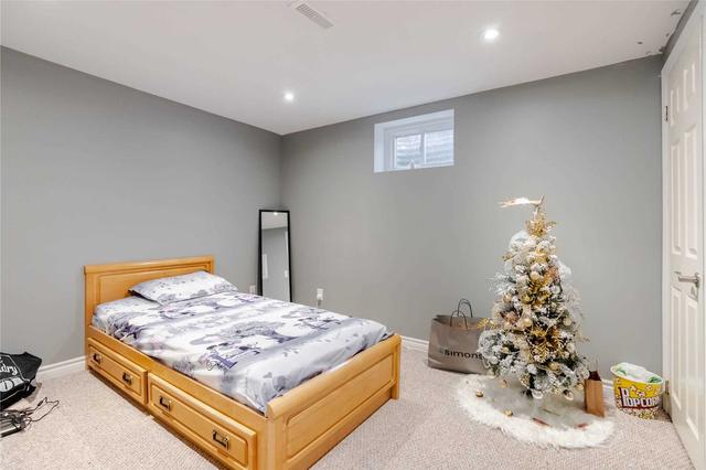 11 Pennywood Rd, House detached with 3 bedrooms, 3 bathrooms and 4 parking in Brampton ON | Image 26