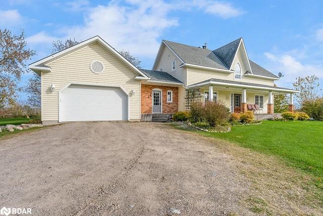 5723 Vasey Road, House detached with 4 bedrooms, 3 bathrooms and 12 parking in Oro Medonte ON | Image 3