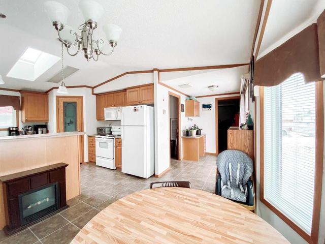 4603 48 St, House detached with 3 bedrooms, 2 bathrooms and 2 parking in Rycroft AB | Image 12