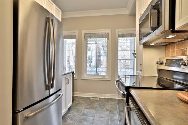 335 Logan Ave, House semidetached with 3 bedrooms, 3 bathrooms and 2 parking in Toronto ON | Image 6