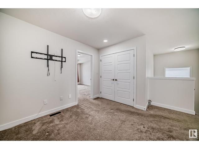 5705 Cautley Cr Sw, House semidetached with 4 bedrooms, 3 bathrooms and null parking in Edmonton AB | Image 39