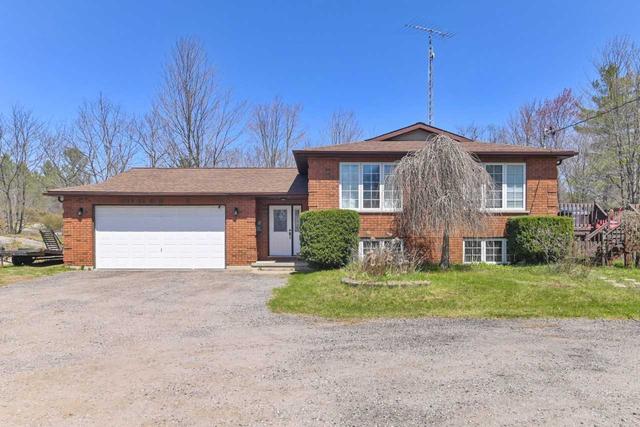 10389 Highway 41, House detached with 3 bedrooms, 2 bathrooms and 12 parking in Addington Highlands ON | Image 1