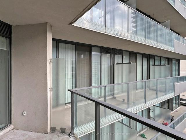 1637 - 111 Elizabeth St, Condo with 1 bedrooms, 1 bathrooms and 0 parking in Toronto ON | Image 21
