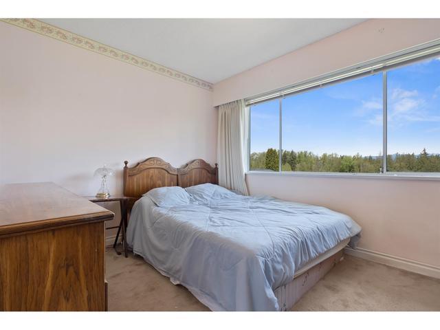 19557 82 A Avenue, House other with 3 bedrooms, 2 bathrooms and 20 parking in Surrey BC | Image 17