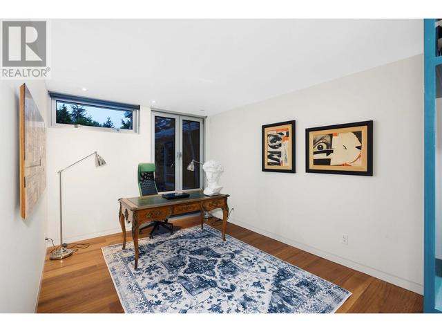 4229 Sunset Boulevard, House other with 3 bedrooms, 3 bathrooms and 3 parking in North Vancouver BC | Image 35