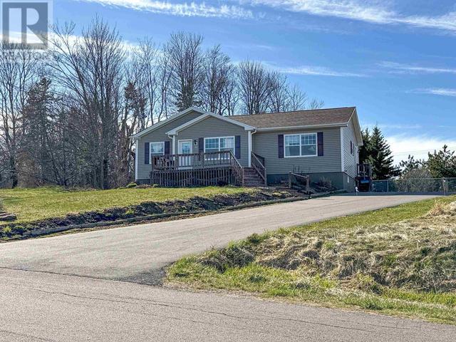 11 Old Moore Crt, House detached with 2 bedrooms, 2 bathrooms and null parking in Charlottetown PE | Image 4