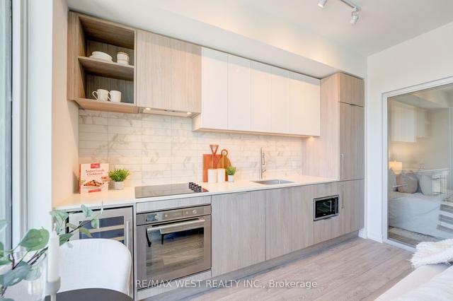 1507 - 2020 Bathurst St, Condo with 1 bedrooms, 1 bathrooms and 1 parking in Toronto ON | Image 8