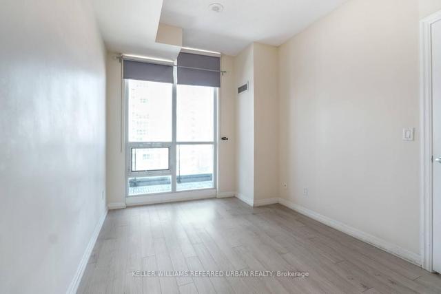 2404 - 16 Yonge St, Condo with 1 bedrooms, 1 bathrooms and 0 parking in Toronto ON | Image 11
