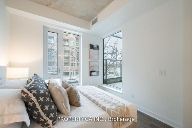 210 - 1808 St. Clair Ave W, Condo with 2 bedrooms, 2 bathrooms and 1 parking in Toronto ON | Image 11